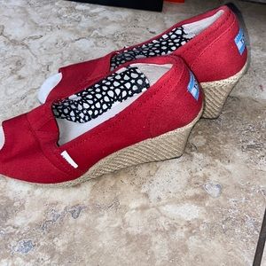 Red toms heels size 7 1/2